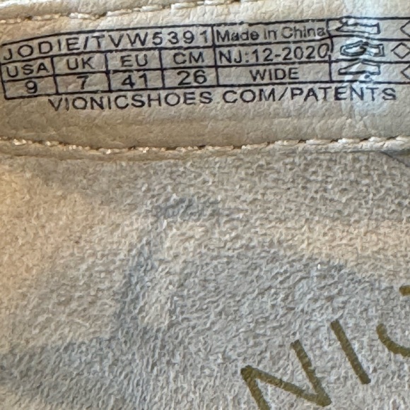 Vionic Jodie Metallic Gold Podiatrist Designed Strappy Sandals Size 9 - Picture 8 of 10